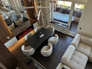 SkySpa Apartments - апартаменти з джакузі на терасі з видом на Печерськ