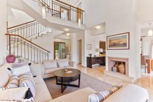 3 bedroom Villa Limni with private pool and gardens, Aphrodite Hills Resort