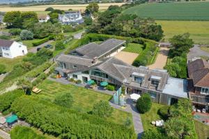 Vegan Seafront Retreat & Yoga Studio in West Wittering