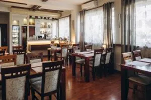 Hotel-24 - Matyldów