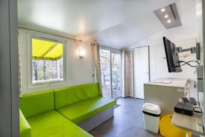 Maisons de vacances Mobilhome O’Hara 884 : photos des chambres
