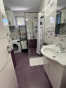 Holiday Home Lola - large outdoor area