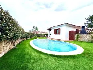 Villa Nadia con piscina privata Budoni - 塔瑙内拉