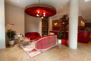 Tranquil Ensuites and Studios at Leonardo in Central Leeds