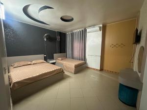 Nhà Nghỉ Cửu Long