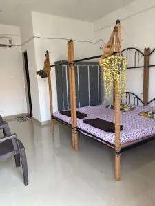 Shiva Retreats Stay - Pernem