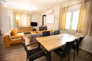 Leon Home by RentalsPro - Mouries Halkidiki