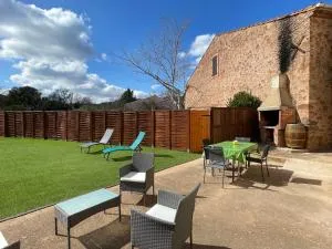 Évasion ensoleillée avec jacuzzi à Cazedarnes - Cazedarnes