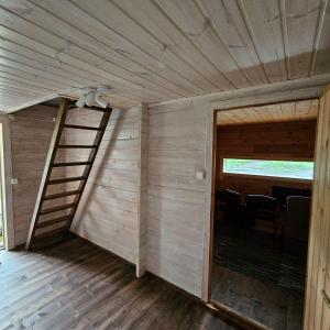 Bear Watching Hide of Alutaguse