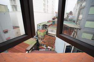 SIMI Old Quarter 5-Story 4Studios 4BRs 6Beds for 10 & Rooftop