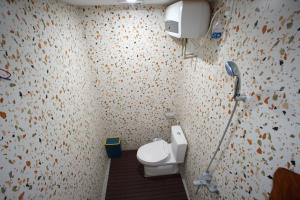 SIMI 23A Old Quarter 5-Story 4Studios 4BRs 6Beds for 10 Netflix Rooftop