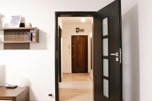 Conta I 1 BR apartment near TNB