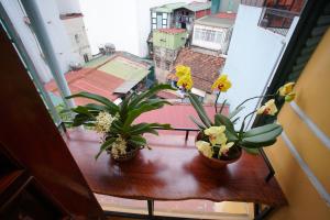 Simi Homes Train Street Hanoi