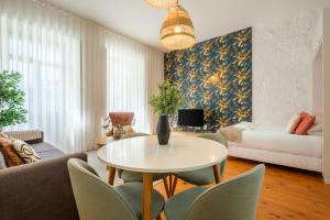 Historic Porto Nook Downtown Porto near metro