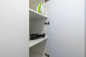 Tangerine Modern 1-BR Apartment in Larnaca