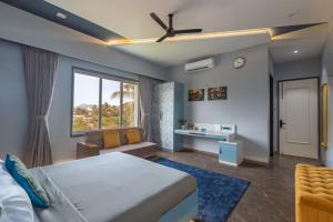 SaffronStays Skylight