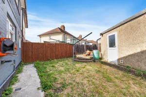 Winter Sale! Elegant House in the Heart of Windsor