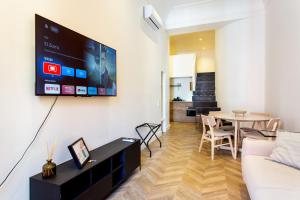 2- Hotel-style Duplex in Puerta del Sol - Central & Cozy