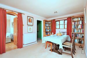 Finest Retreats - Cwmfron House