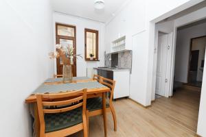 Old Town View Street Franceza