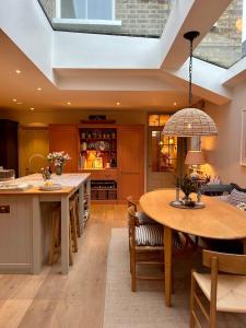 1860s Villa Richmond