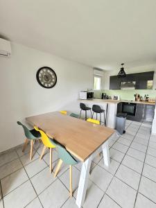 Paisible appartement climatisé avec jardin