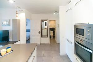 WELCS APARTAMENTO 059 EMP Frente al canal con Terraza