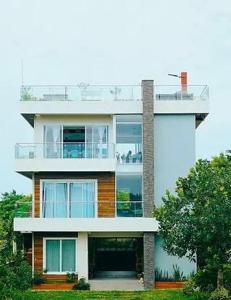 Solara Boracay Villa