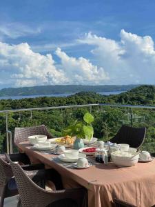 Solara Boracay Villa