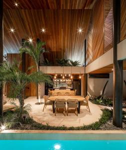 House of Winds Complex - Lush 9BR Exotic Escape - 3x3BR Villas near Canggu