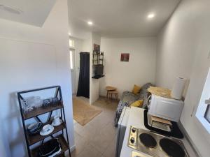 Studio dans une tour mythique à port grimaud