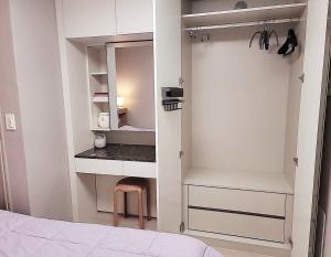 Sokcho Beach Full Option Stay with Free Parking