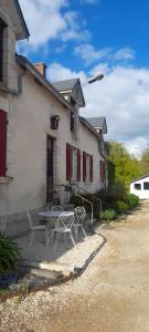 La Ferme de lisle et sa Roulotte