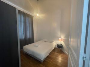 Appartements Charming Central Apartment - Reims : photos des chambres