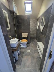 Aldwark Bridge Glamping