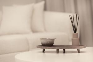 Iconic 2BR Apartment with Burj Khalifa and Fountain Views - Next to Dubai Opera and Near Dubai Mall