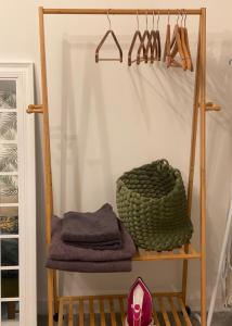 Peterborough City Center Near Healthcare Center One Bed apartment With Free Private Parking Contractors Locum Staff welcome