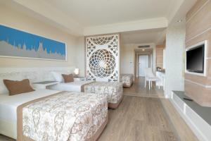 Crystal Sunset Pearl Collection - UltimateInclusive