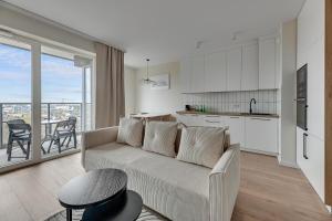 Horizon 169 - Sea View by Grand Apartments