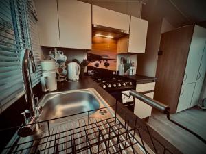 Cosy Quiet Caravan By The Sea