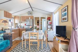 Mobilhome - piscine sauf en avril