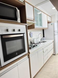 Apto completo com ar, piscina 2 quartos