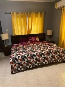 Rapid City Guest House - Danfa