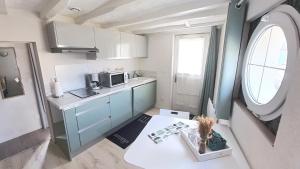 Maisons de vacances Gite Aux-Enverons : photos des chambres