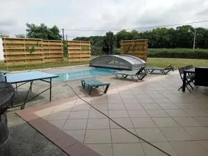 Villa confortable avec piscine privée à Sainte-Marie-de-Gosse, 180 m² - Bardos