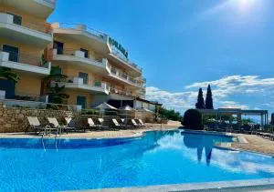 Hotel Apartments Panorama - Tolo