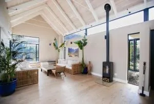 4-Bedroom Oasis by the Ocean with Sauna - Noordhoek