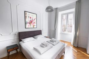 Stylish 1BR, 2BATH Apartment Castel SantAngelo 6A