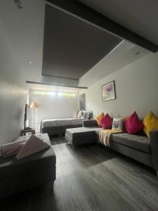 Glass roofed, private, romantic nook in Headingley