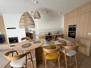 Apartament Kolory Bałtyku w "APARTAMENTACH przy PLAŻY" Jelitkowo
